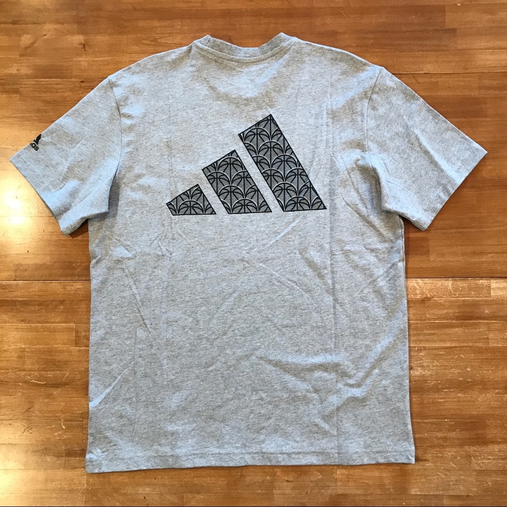 ADIDAS Lucky Cat Graphic Tee - Picture 4 of 5